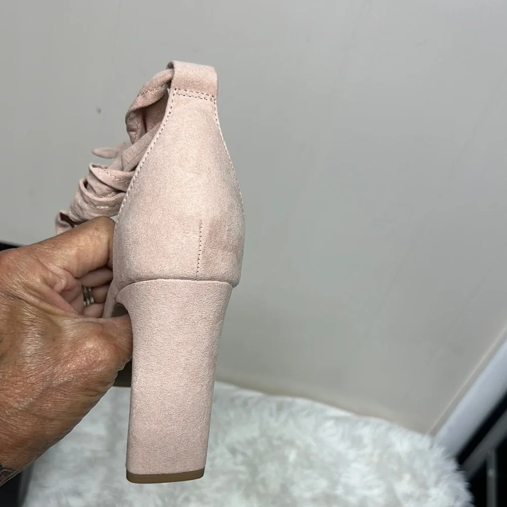 Lulu's Pink Heels with Crossover Straps